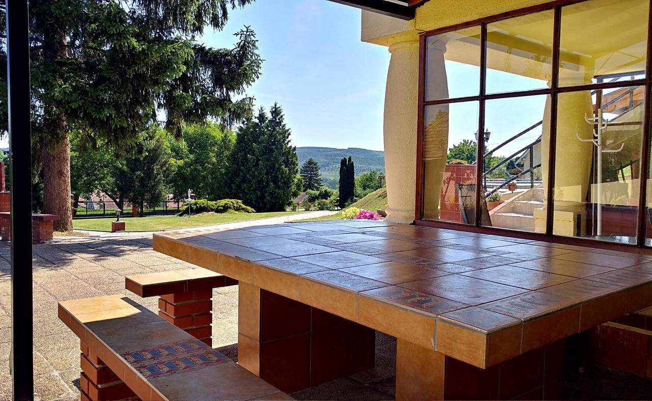 Villa Teleki Exterior photo